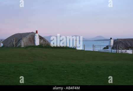 Berneray Ostello della gioventù al crepuscolo Ebridi Esterne della Scozia Giugno 2007 Foto Stock