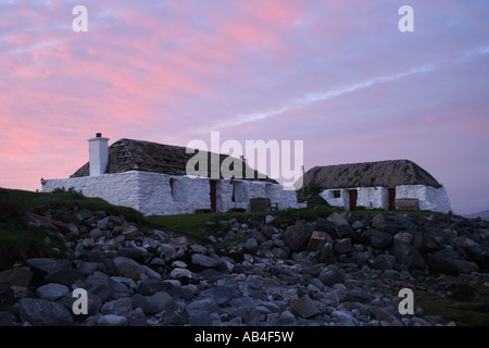 Berneray Ostello della gioventù al crepuscolo Ebridi Esterne della Scozia Giugno 2007 Foto Stock