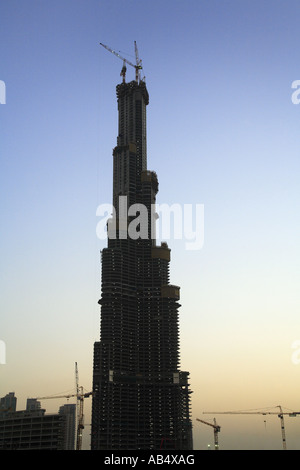 La torre Burj Dubai in costruzione, i mondi grattacielo più alto di Dubai Foto Stock