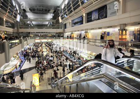 Duty free shop di Dubai International Airport Foto Stock