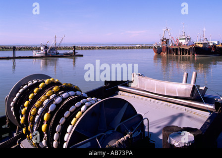 Commerciale di pesca barche ormeggiate in porto in barca sul fiume Fraser, Steveston, BC, British Columbia, Canada Foto Stock