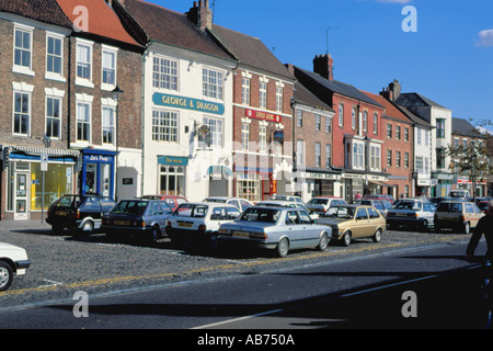 'George and Dragon' Inn sulla pittoresca High Street di Yarm, Cleveland, Inghilterra, Regno Unito. Foto Stock