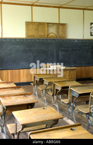 Una camera school house interno all'Mennonita Heritage Village in Steinbach di Manitoba in Canada Foto Stock