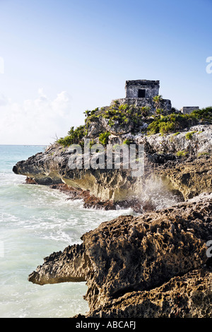 Vista dei Maya sito archeologico di Tulum Foto Stock