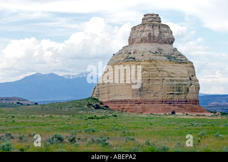 Formazione rocciosa conosciuta come la chiesa Rock in Canyonlands Utah Foto Stock