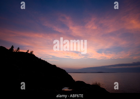 Alba sul grande capo e il francesino Bay nel Maine s Parco Nazionale di Acadia Foto Stock