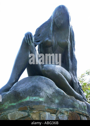 La famosa statua Loreley vicino a St sankt goarshausen LORELEY ARTE Foto Stock