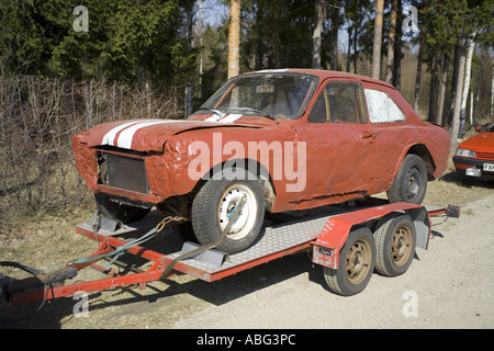 Rallye rosso macchina sul rimorchio Foto Stock