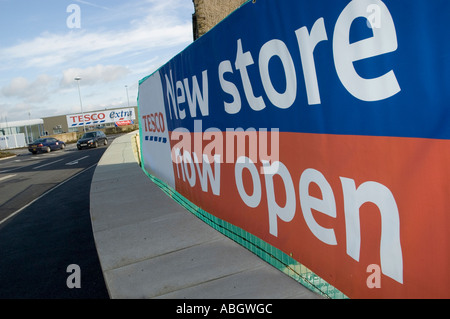 Un albergo di nuova apertura a tesco extra store in Bradford Foto Stock