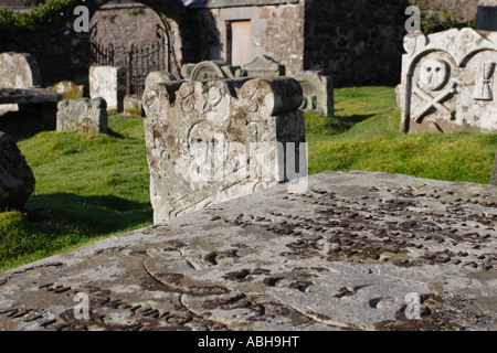 Logie vecchio cimitero di Kirk Foto Stock