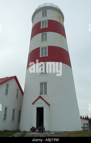 Pointe-des-Monts faro lungo il San Lorenzo Foto Stock