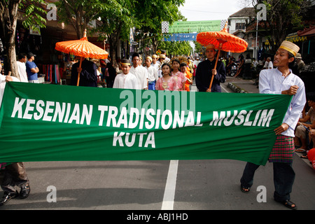 Capodanno parade, Kuta Bali, Indonesia Foto Stock