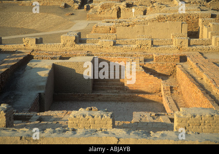 Vista ravvicinata di 'la grande vasca da bagno' a Mohenjodaro in Sind, Pakistan Foto Stock