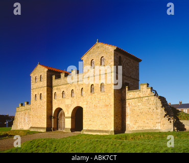 Vista diurna del Arbeia Roman Fort, South Shields, Tyne and Wear. Foto Stock