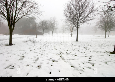 Viste di kings heath park nel 2007 dopo la nevicata Foto Stock