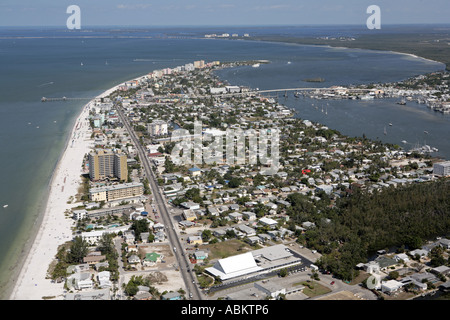 Foto aerea di Fort Myers Beach, nella costa occidentale del Golfo del Messico, Florida Foto Stock