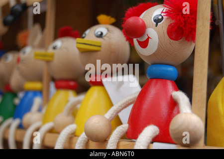 Giocattoli di legno in vendita Foto Stock