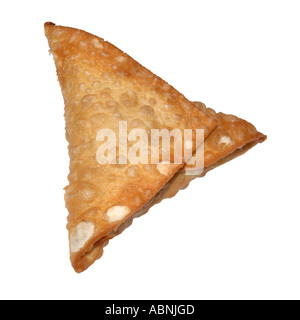 Samosa su sfondo bianco Foto Stock