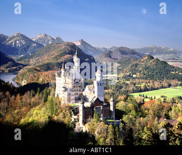 DE - Baviera: Il Castello di Neuschwanstein Foto Stock