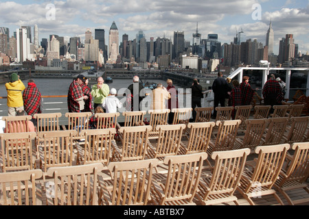 New York City, NY NYC, Manhattan, Hudson River, Water, Holland America Line, 10 crociera di dieci giorni dei Caraibi orientali, 5 fermate, porti di chiamata, ms Noordam, nave, Foto Stock