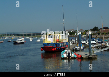 Traghetto Ormeggiata al pontile a Topsham vicino a Exeter Devon Foto Stock