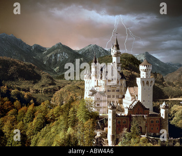 DE - Baviera: Il Castello di Neuschwanstein Foto Stock