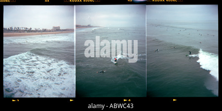 Surfisti a Huntington Beach in California Foto Stock