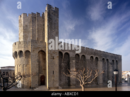 Sainte-Maries-de-la-Mer, Wallfahrtskirche der heiligen Maria, um 1170/80 und 1200, Ansicht von Südwesten Foto Stock