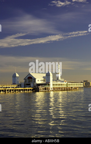 Luce precoce Cunningham Pier Geelong Port Phillip Bay Victoria Australia Foto Stock