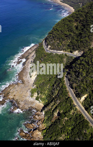 Great Ocean Road vicino a Lorne Victoria Australia antenna Foto Stock