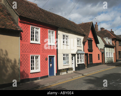 Cottage colorati in Saffron Walden Essex Inghilterra Foto Stock