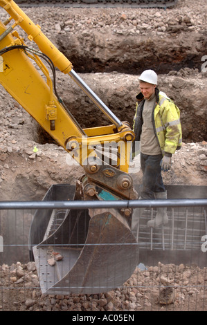 GROUNDWORKS AL KINGSHOLM IN PREPARAZIONE PER LA COSTRUZIONE DI GLOUCESTER RUGBYS NEW SOUTH STAND Maggio 2007 Foto Stock