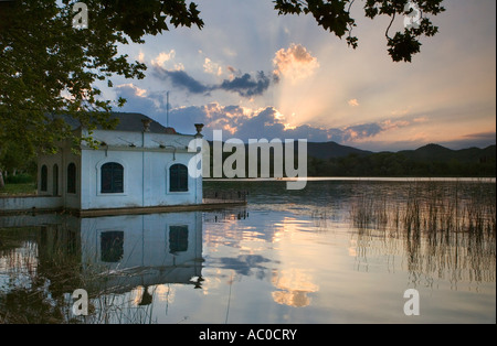 Il lago di Banyoles, provincia di Girona, in Catalogna, Spagna Foto Stock