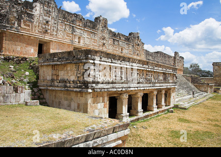 Cuadrangulo de las Monjas, il quadrilatero delle monache, Uxmal sito archeologico, Uxmal, stato dello Yucatan, Messico Foto Stock