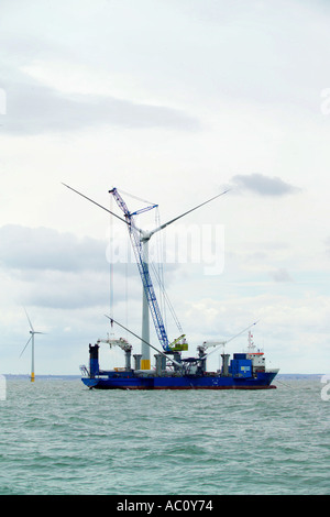 Uno dei 90kw generatori di turbine eoliche a Kentish Flats per centrali eoliche whitstable kent Foto Stock