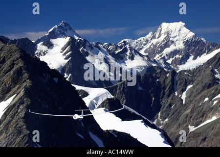 Aliante e Aoraki Mt Cook Mackenzie paese Isola del Sud della Nuova Zelanda Foto Stock