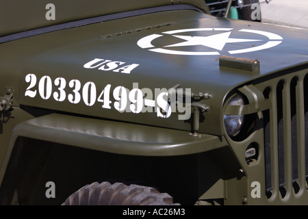 Il numero e la stella del Pentagono sull esercito americano jeep bapdb orizzontale7683 Foto Stock