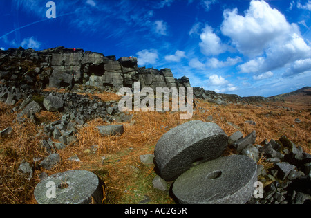 Macine in pietra sotto bordo Stanage vicino a Sheffield Foto Stock