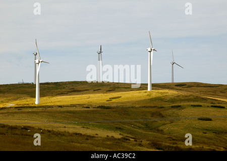 Le turbine eoliche a Penrhyddlan e centrali eoliche Llidiartywaun Galles centrale Foto Stock