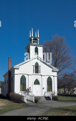 Una chiesa in un affascinante villaggio di Hartley in Eastern Townships Quebec Foto Stock
