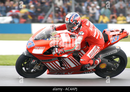 Casey Stoner (AUS) gara vincitore al 2007 Nickel & Dime British Motorcycle Grand Prix - Donington Park Foto Stock