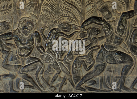 Galleria del nord dei e demoni Bassorilievo Angkor Wat Cambogia Foto Stock