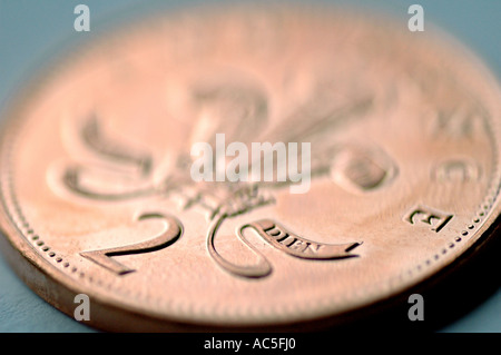 Una chiusura vista macro shot di un regno unito due pence coin Foto Stock