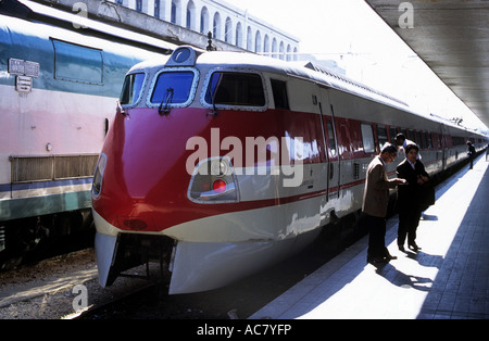 Ferrovie italiane ad alta velocità treno passeggeri, Roma, Italia. Foto Stock