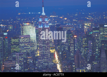 Notte cityscape di New York STATI UNITI D'AMERICA Foto Stock