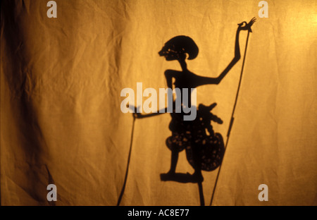 Sinta cuoio Wayang Kulit Shadow Puppet Indonesia 1536 Foto Stock