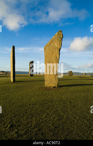 Dh Stenness pietre permanente di STENNESS Isole Orcadi Neolitiche pietre permanente henge cerchio Foto Stock