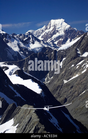 Aliante e Aoraki Mt Cook Mackenzie paese Isola del Sud della Nuova Zelanda Foto Stock