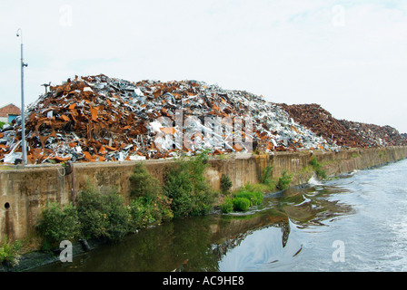 Rottami di metallo impianto di trasformazione Manchester Lancashire Nord ovest nave canal UK GB Europa Foto Stock