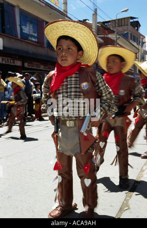 Ballerini folcloristici - Puno Week festival, Puno, Perù Foto Stock